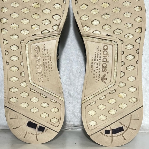 Adidas Mens NMD R1 Grey Four/Linen White Running Athletic Sneakers Shoes SZ 12 - Picture 10 of 11